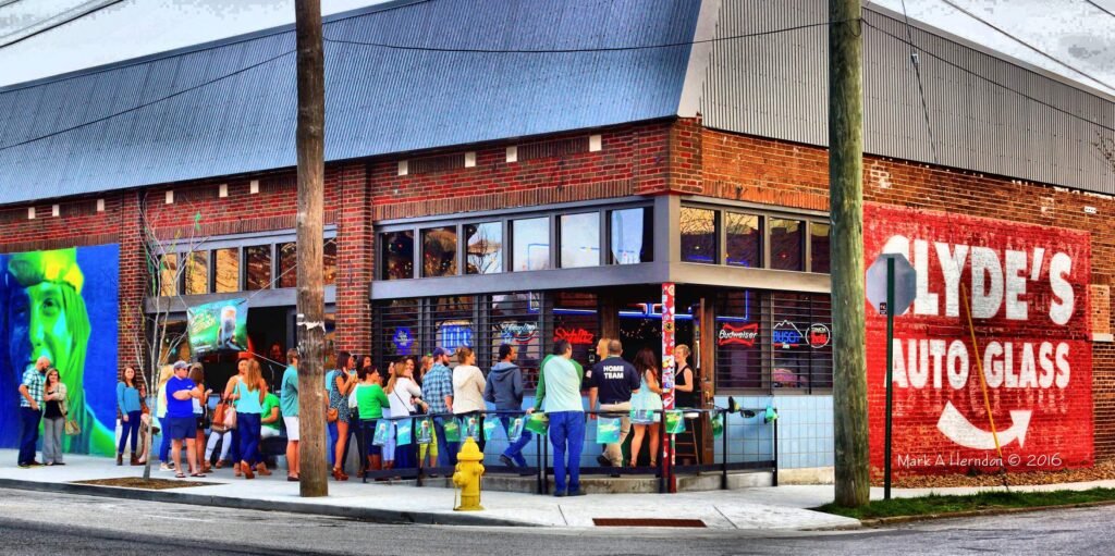 clydes-chattanooga-bar1