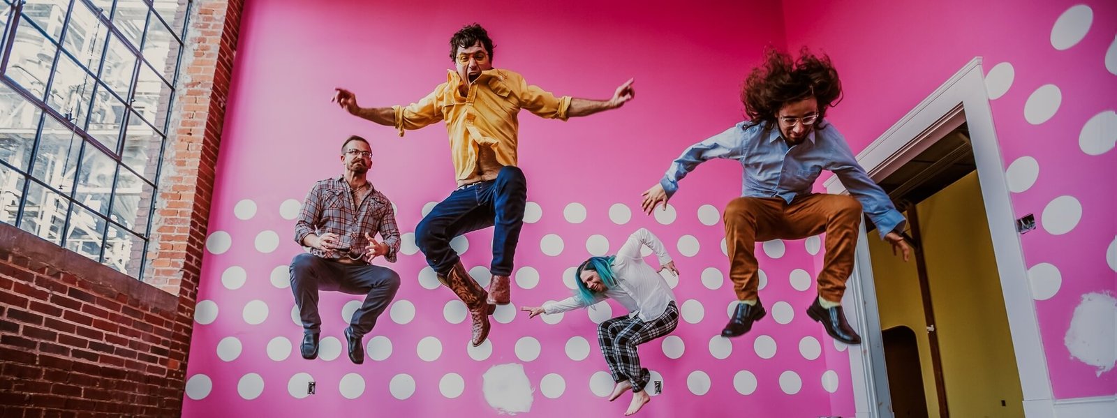 Hear “Dirt” from Strung Like a Horse